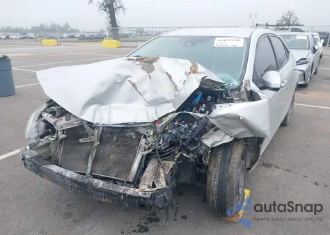 2018 Toyota Corolla Le from USA, damaged, VIN 5YFBURHE7JP851477